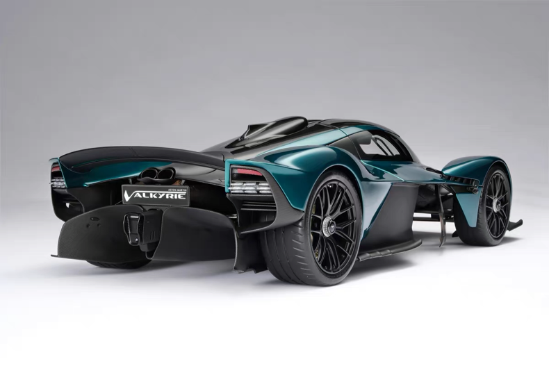 Amalgam 1/8 Aston Martin Valkyrie Resin Model