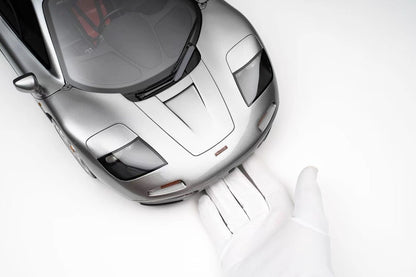 Amalgam 1/8 McLaren F1 Resin Model