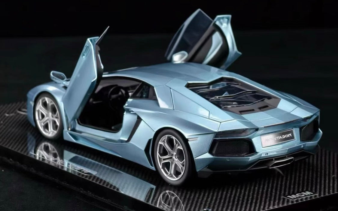 MCM Model 1/18 Lamborghini Aventador LP700 Ice Blue Full Opening Resin Model