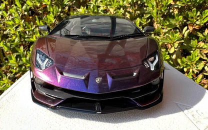 Make Up Lamborghini Aventador SVJ Chameleon Purple 1/18 Resin Model