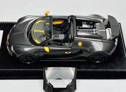 HH 1/18 Bugatti Veyron Black Carbon with Yellow Accents Resin Model – Limited Edition – Factory New