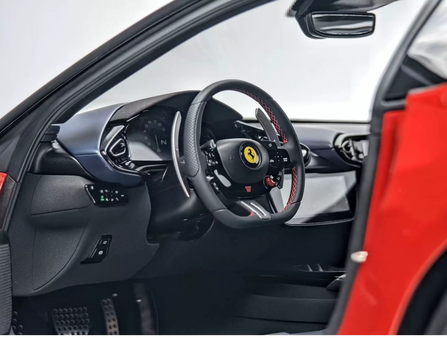 Amalgam 1/8 Ferrari 12Cilindri Resin Model