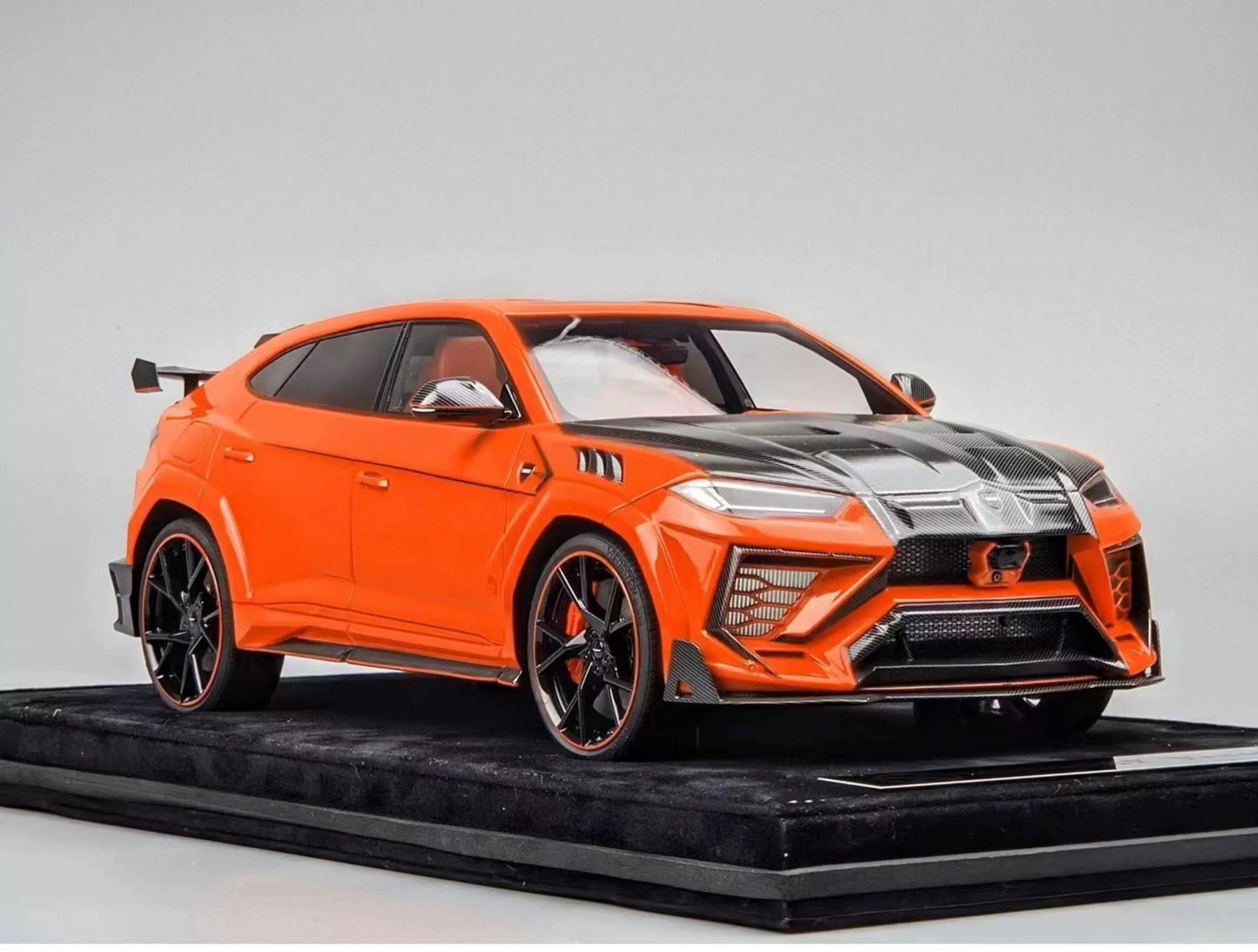 Mansory 1/18 Lamborghini Urus Venatus Resin Limited Edition Model