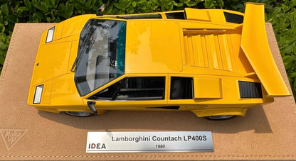 Make Up Lamborghini Countach LP400S Yellow 1/18 Resin Model
