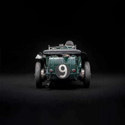 Amalgam 1:18 Bentley Blower Le Mans Vintage Racing Car Resin Model