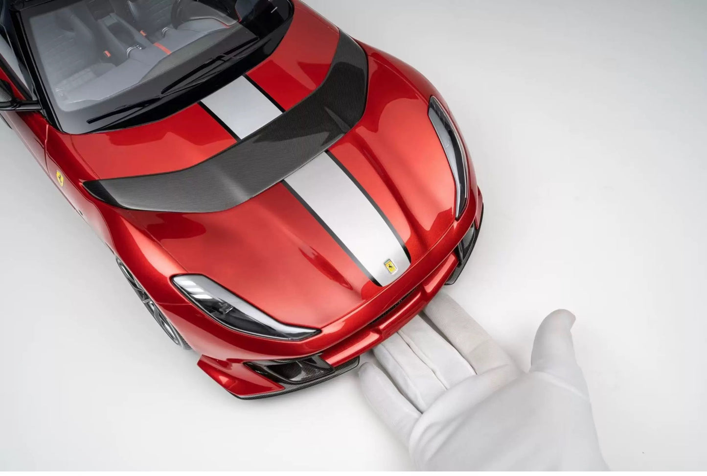 Amalgam 1/8 Ferrari 812 Competizione A Resin Model