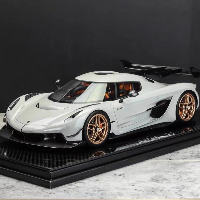 Frontiart 1/12 Koenigsegg Jesko Light Grey Gold Wheels | Resin Model
