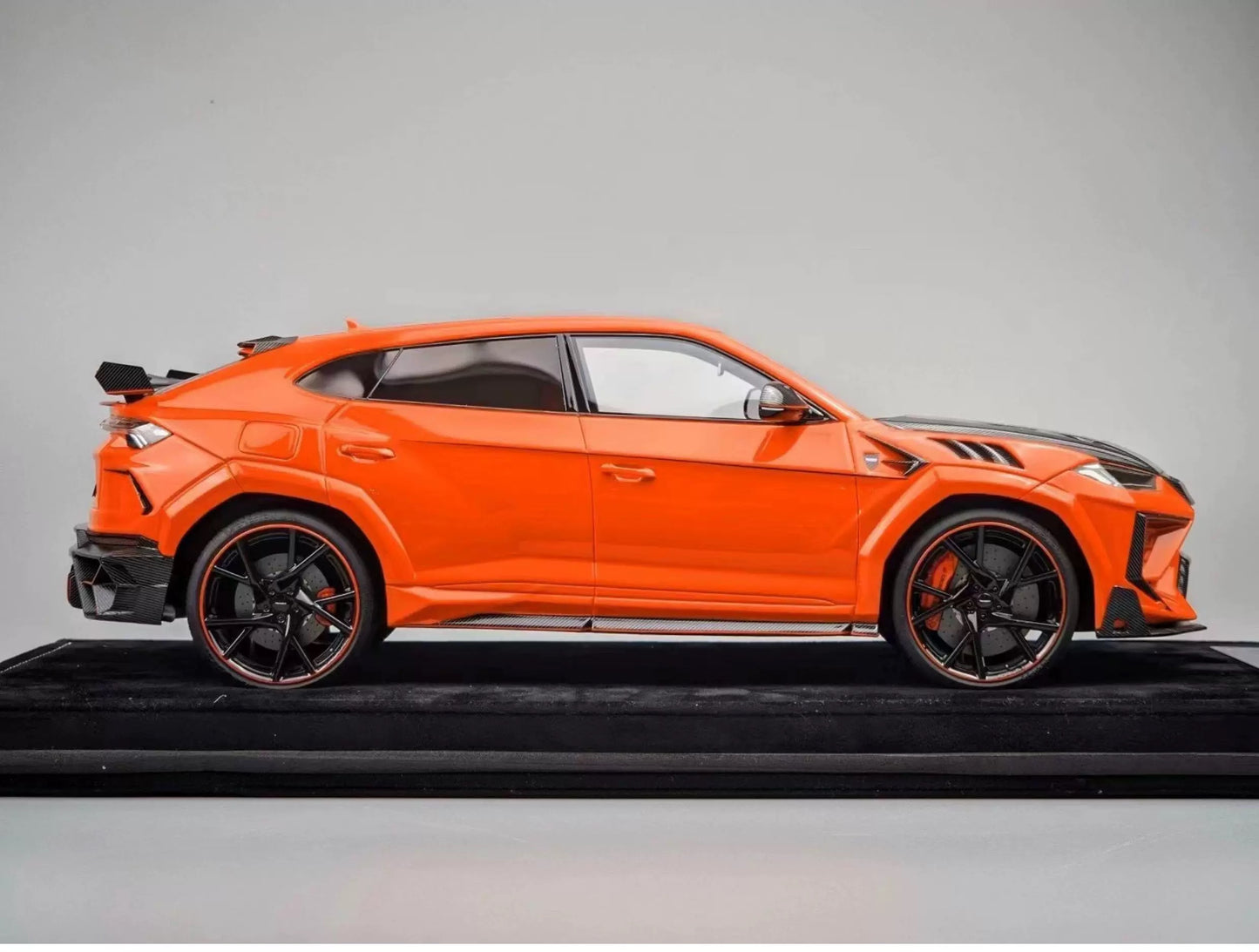 Mansory 1/18 Lamborghini Urus Venatus Resin Limited Edition Model