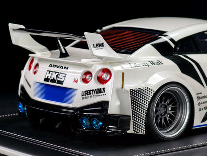 IVY 1/12 LB-Silhouette Works GT Nissan 35GT-RR Resin Model