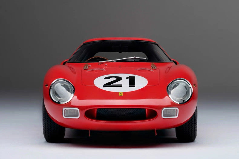 Amalgam 1/18 Ferrari 250 LM 1965 Le Mans Winner No.21 Resin Model