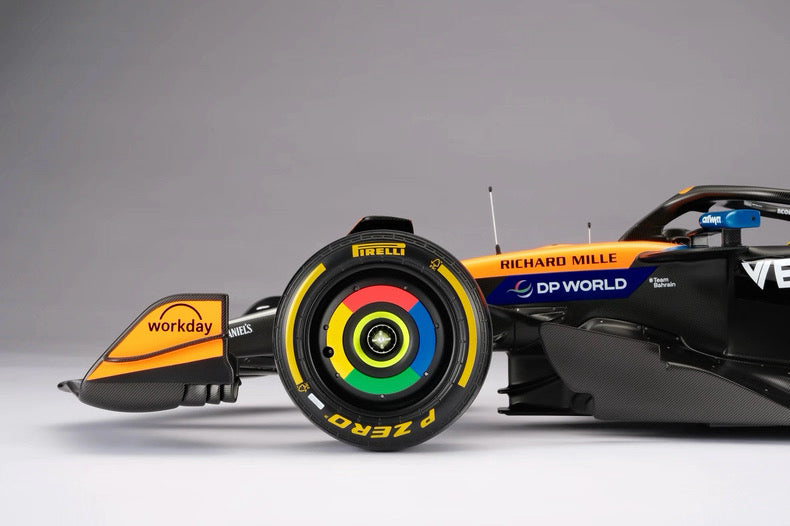 Amalgam 1/8 McLaren MCL39 Norris British GP 2025 Resin Model