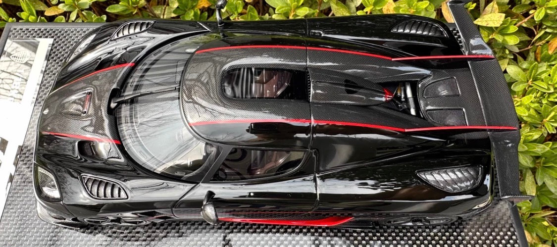 VMB Koenigsegg Agera RSR Black Carbon 1/18 Resin Model