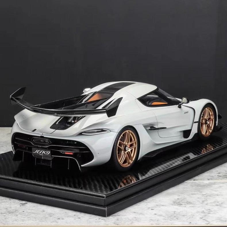 Frontiart 1/12 Koenigsegg Jesko Light Grey Gold Wheels | Resin Model