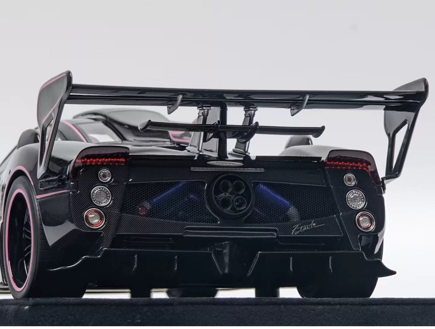 HH Model 1/18 Pagani Zonda 760 JC Pink Resin Model