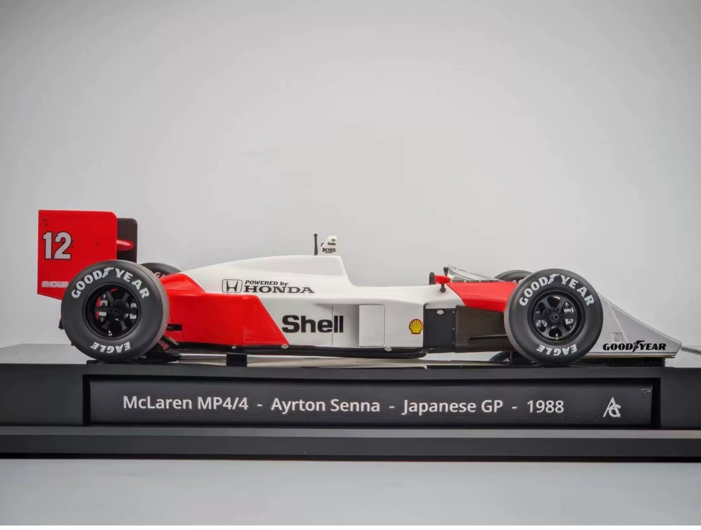 Amalgam 1/18 McLaren MP4/4 Ayrton Senna Resin Model