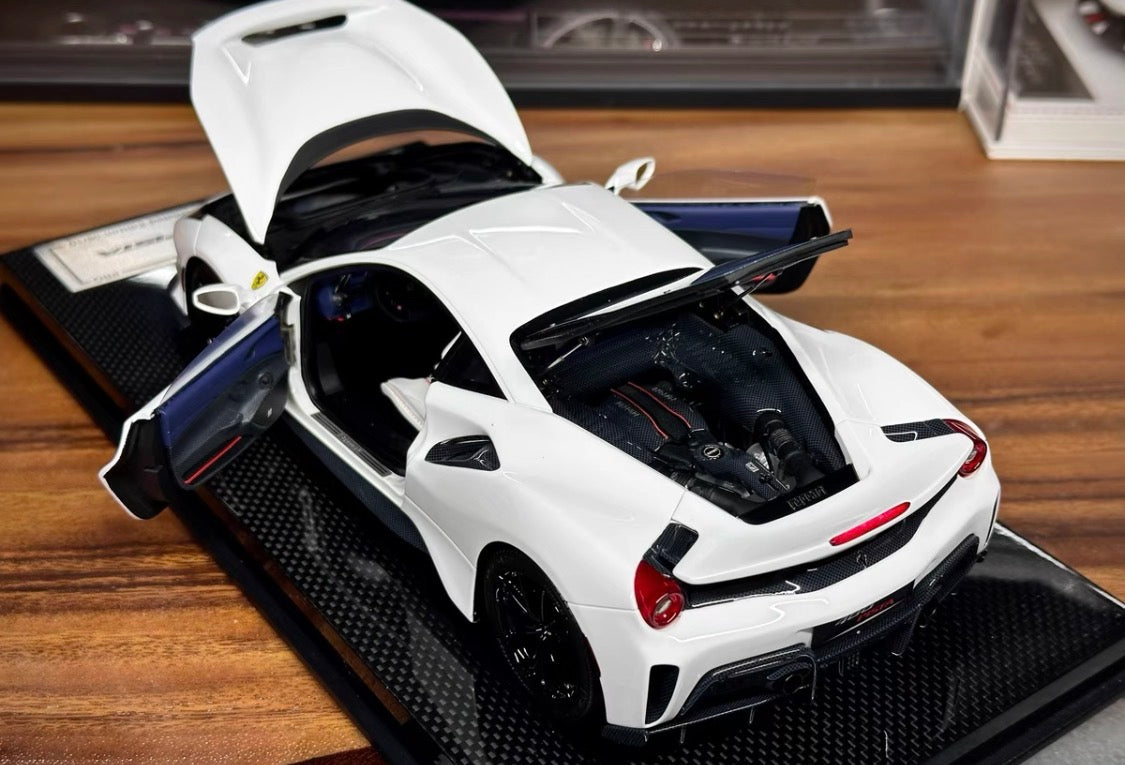 DM PRO 1/18 Ferrari 488 Pista Fully Open Resin White Model