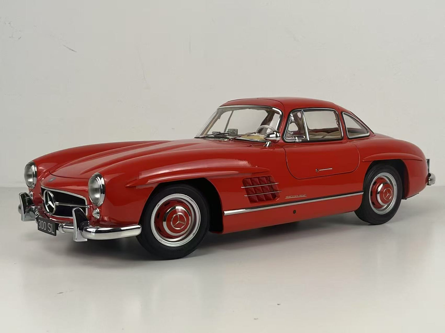 Ixo 1/8 Mercedes-Benz 300 SL Gullwing – Fully Assembled Pro-Built Model Car