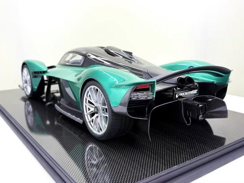 Frontiart 1/8 Aston Martin Valkyrie Green Resin Model Limited Edition