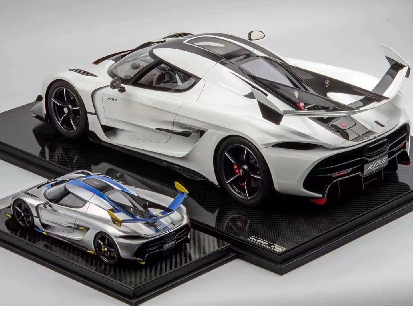 Frontiart 1:8 Koenigsegg Jesko Crystal White Resin Model with Display Case