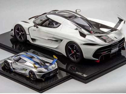 Frontiart 1:8 Koenigsegg Jesko Crystal White Resin Model with Display Case