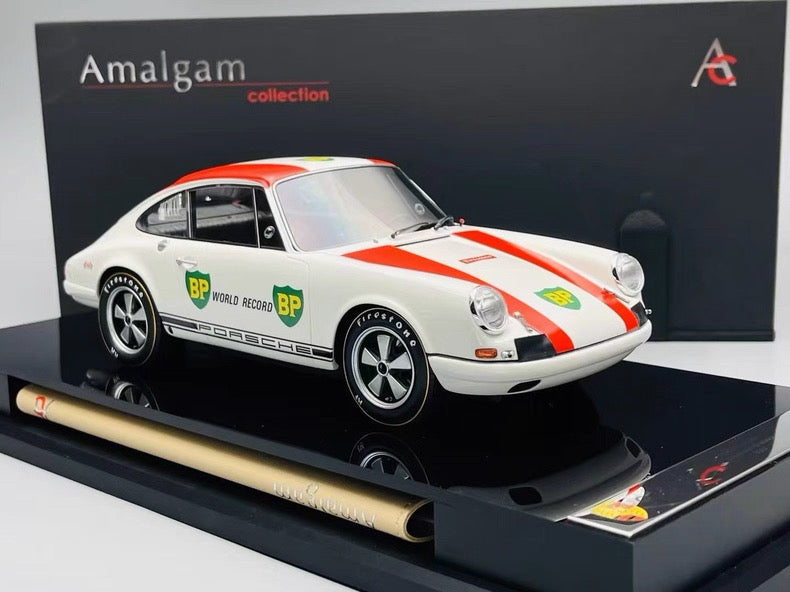 Amalgam 1/18 Porsche 911R 1967 BP World Record Resin Model