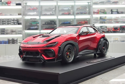 Dreamwalkers 1/18 Ferrari Accompanier D775 Purosangue Resin Model
