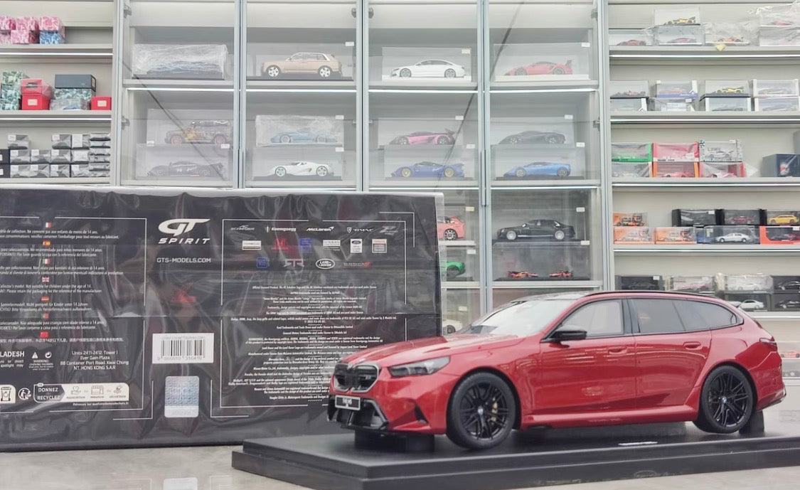 GT Spirit 1/18 BMW M5 Touring Red Resin Model