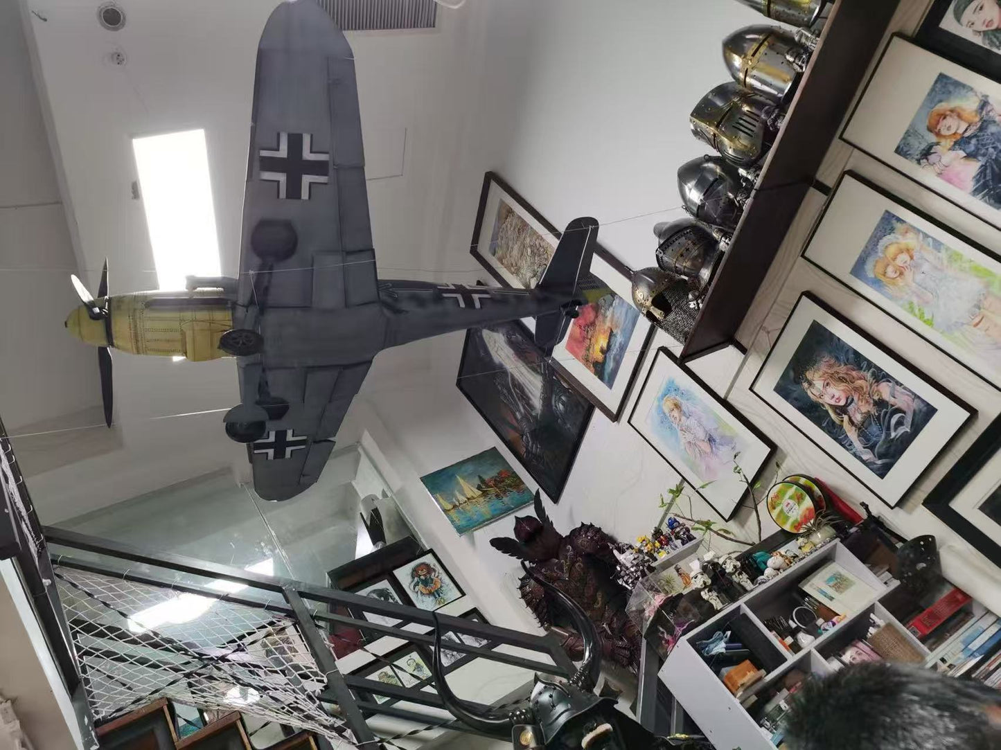 Pre-Order BF-109G-6 1/6 Scale Museum Display Cockpit Scene Hartmann / Galland Tribute Edition