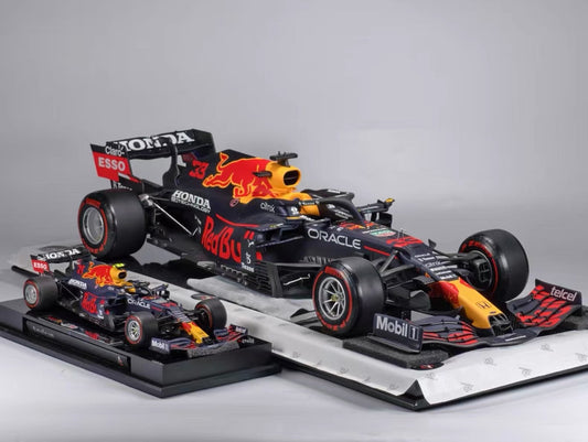 Amalgam 1/8 Red Bull Racing RB16B – 2021 Abu Dhabi Grand Prix F1 Model
