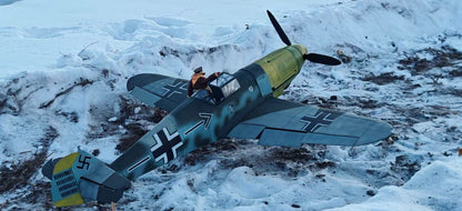 Pre-Order BF-109G-6 1/6 Scale Museum Display Cockpit Scene Hartmann / Galland Tribute Edition