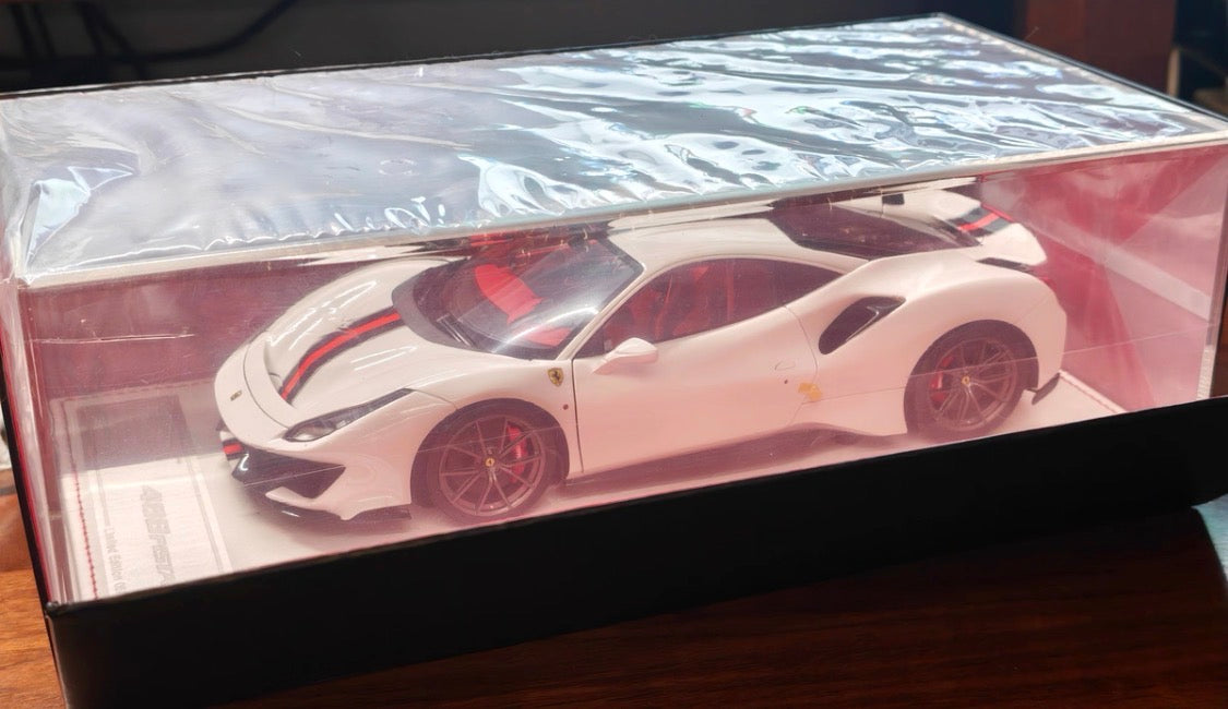DM Model 1/18 Ferrari 488 Pista Fully Open Resin White 05/10