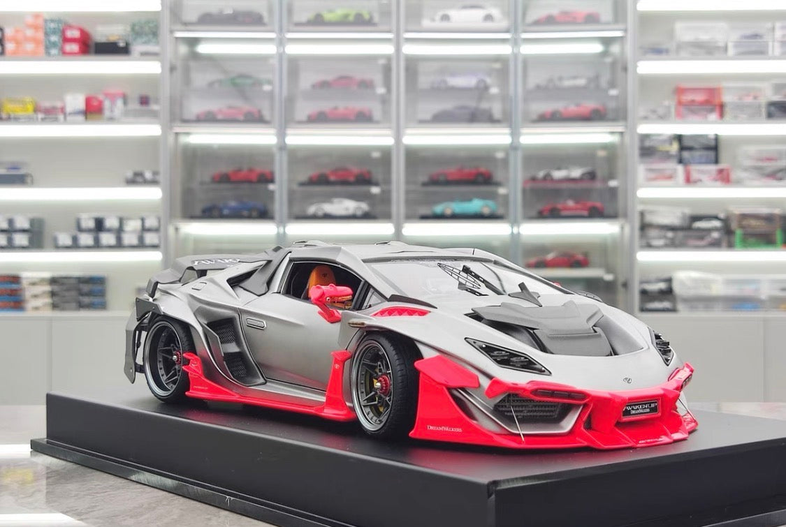 Dreamwalkers 1/18 Lamborghini Awakenup P61 Electroplated Silver Resin Model