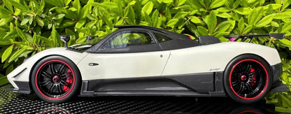 Kash 1/18 Pagani Zonda Cinque Exposed Carbon White Limited Edition