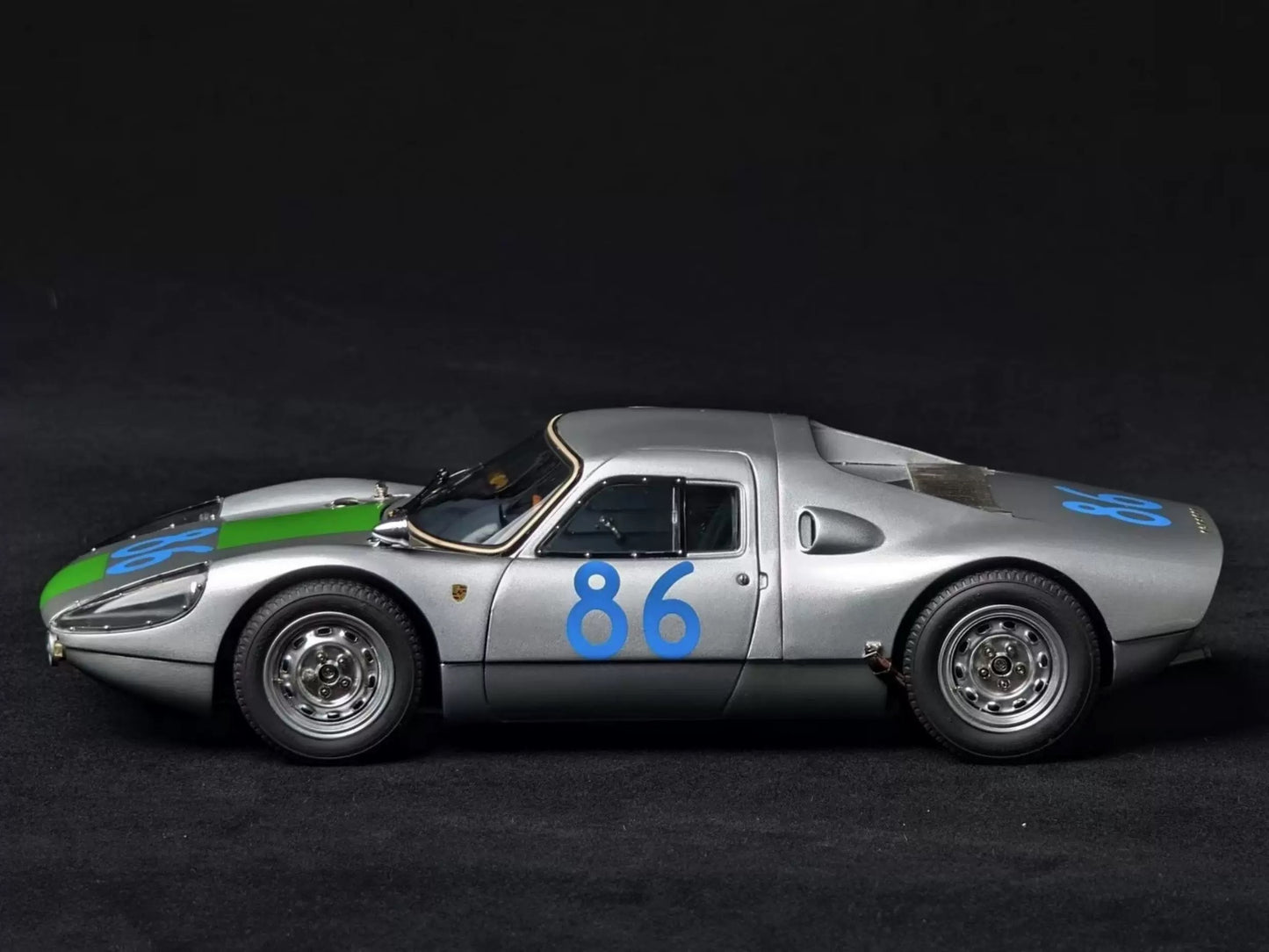 CMC 1/18 Porsche 904 Carrera GTS No.86 | Diecast Fully Opening Model