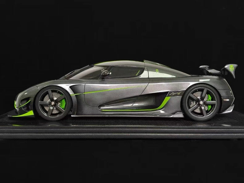 Frontiart 1/8 Koenigsegg Agera R+ Carbon Resin Model | Limited Edition