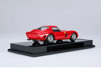 Amalgam 1/18 Ferrari 250 GTO Road Version Resin Model