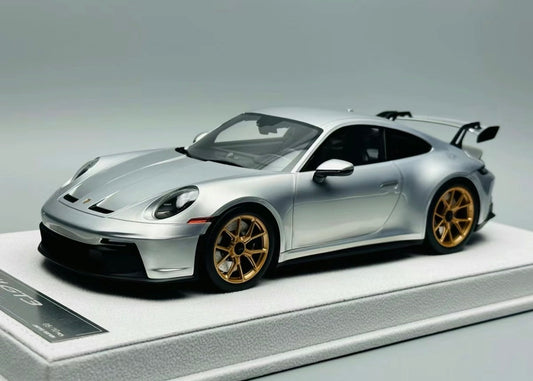 FuelMe Porsche 911 GT3 992 Silver Gold Wheels Limited 10 1/18 Resin Model