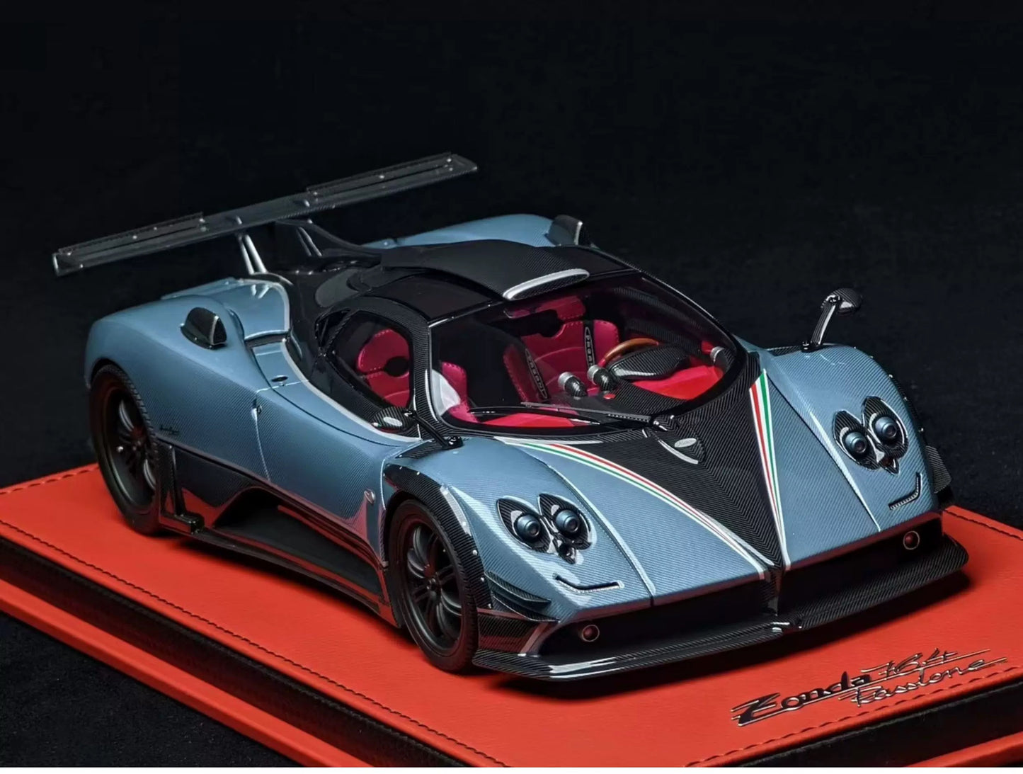 Peako 1/18 Pagani Zonda 764 Passione Resin Model