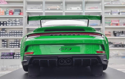 GT Spirit 1/8 Porsche 911 (992) GT3 Green Resin Model