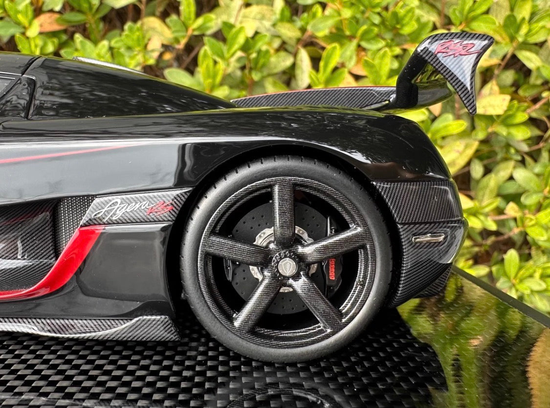VMB Koenigsegg Agera RSR Black Carbon 1/18 Resin Model
