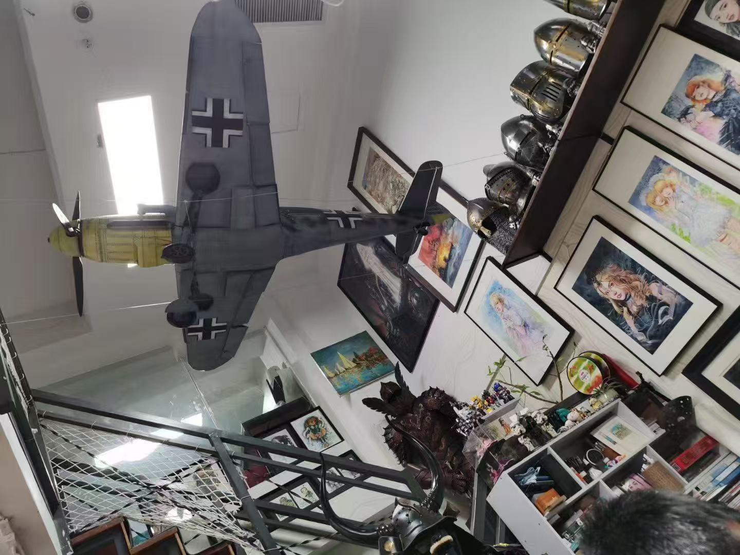 Pre-Order BF-109G-6 1/6 Scale Museum Display Cockpit Scene Hartmann / Galland Tribute Edition