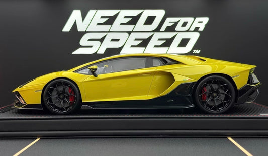 MR 1/18 Lamborghini Aventador LP780-4