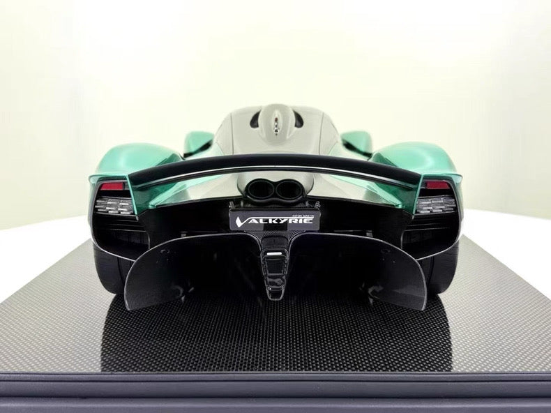 Frontiart 1/8 Aston Martin Valkyrie Green Resin Model Limited Edition