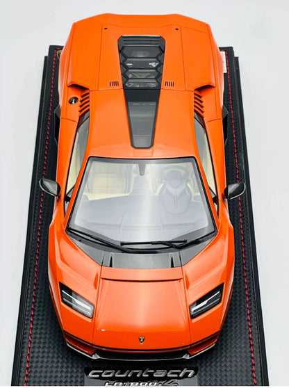 MR 1/18 Lamborghini Countach LPI 800-4 Orange Resin Model