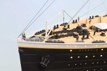 1/200 RMS Titanic Finished Model with Interior Structure – Museum-Grade Edition