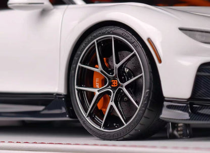 Davis & Giovanni 1/18 Bugatti Chiron Pur Sport “Red Dragon” – White/Orange – Limited to 20