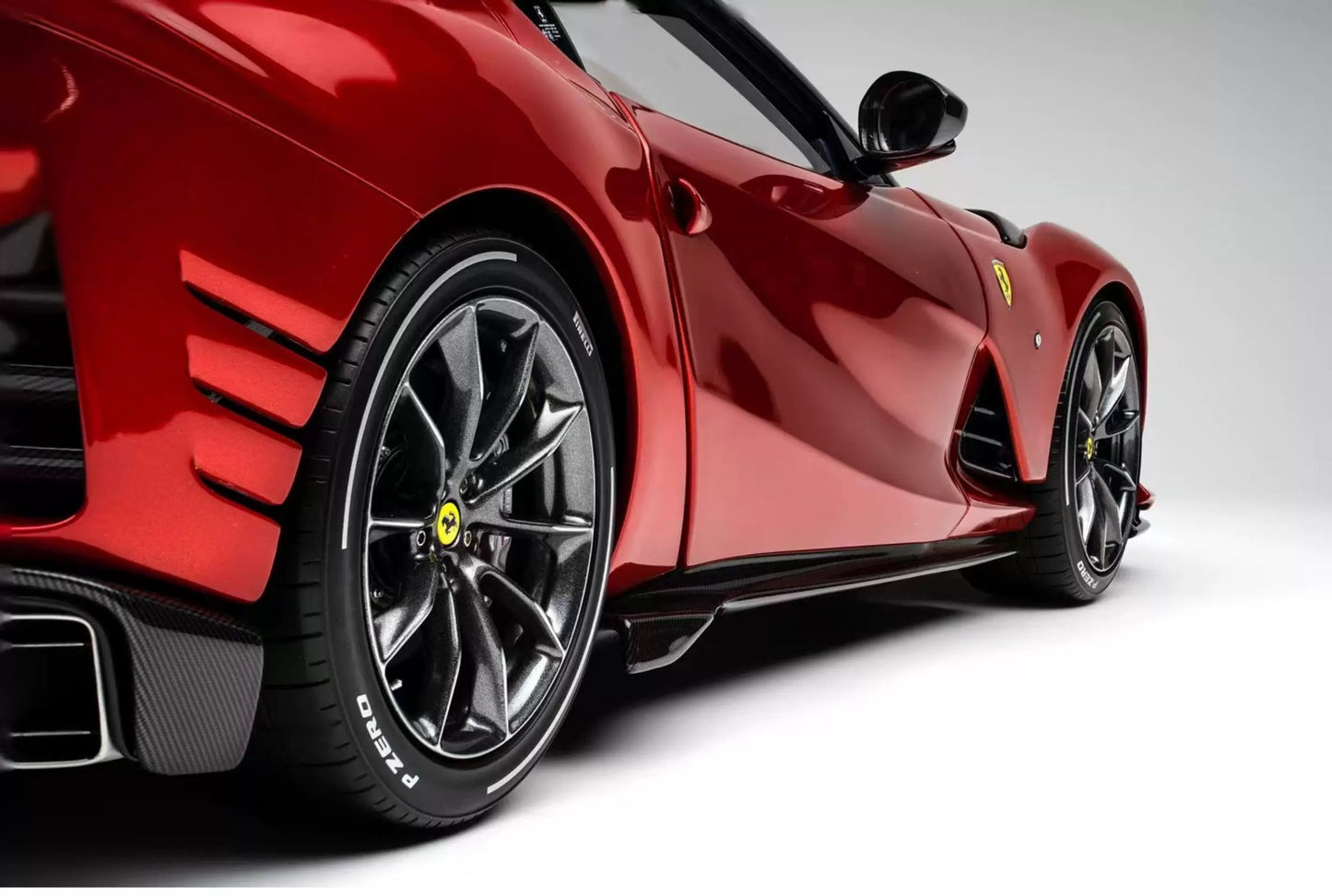 Amalgam 1/8 Ferrari 812 Competizione A Resin Model