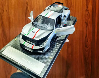 DM PRO 1/18 Ferrari 488 Pista Fully Open Resin Silver Carbon Base 00/05