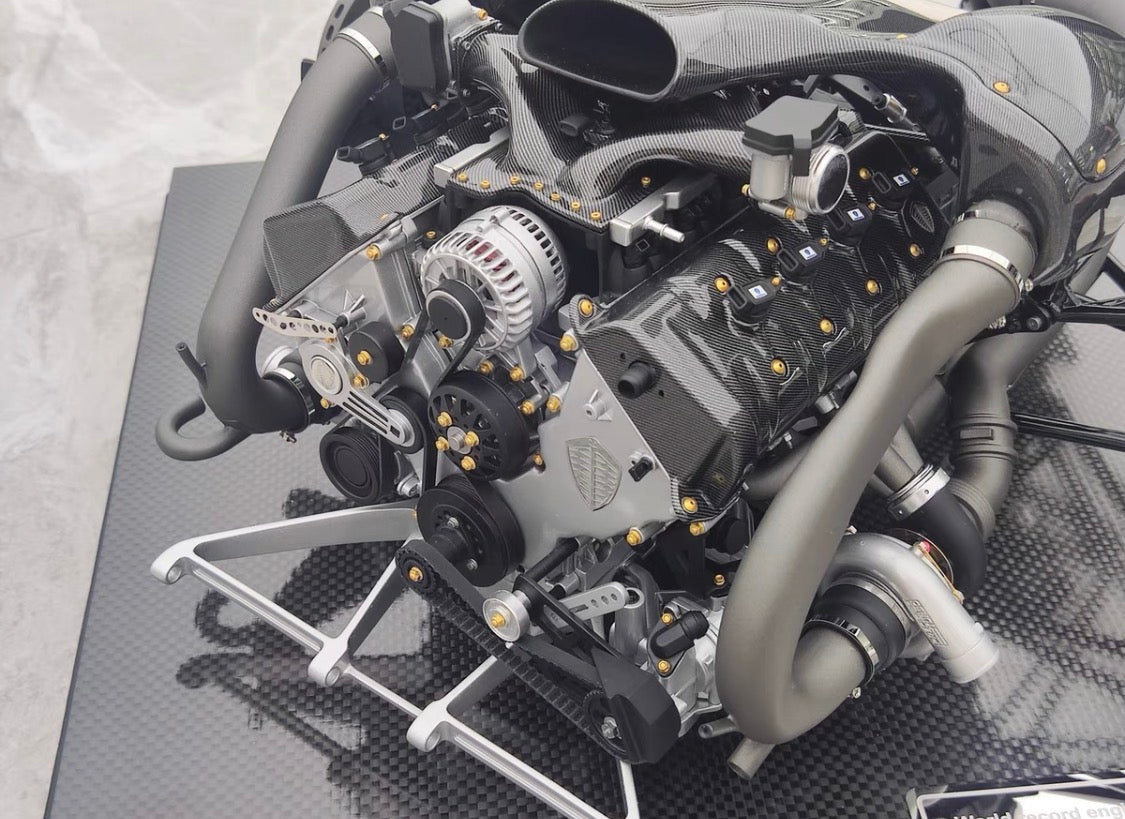 Frontiart 1/6 Koenigsegg Agera RS Engine Scale Model