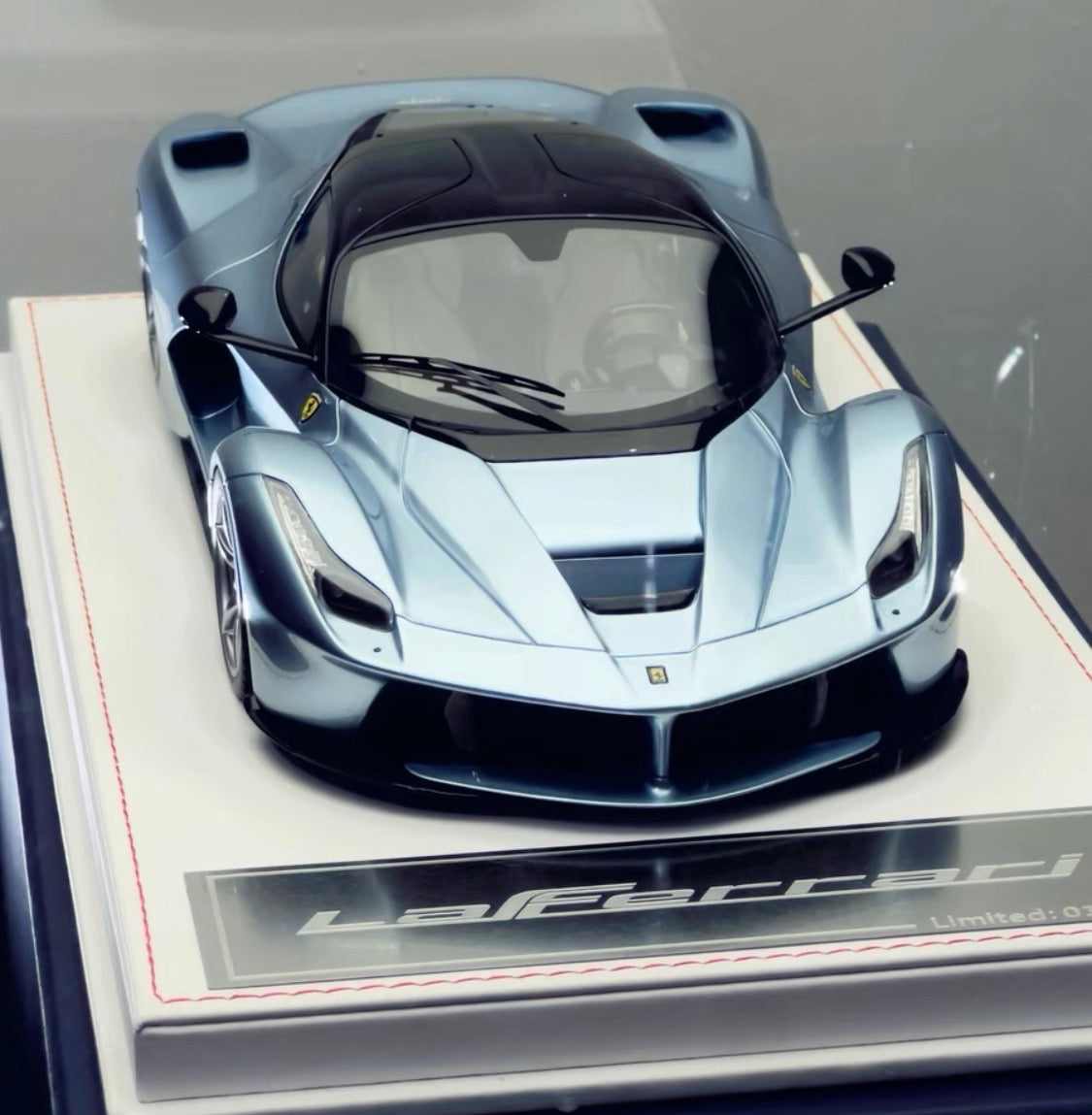 MW 1/18 Ferrari LaFerrari Ice Blue Limited Edition #01/08